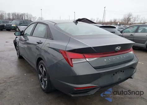 2023 Hyundai Elantra Sel z USA, uszkodzony, nr VIN KMHLS4AGXPU607774